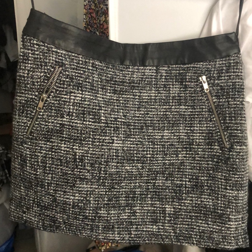 Mango tweed skirt never worn 🌸🌸🌸